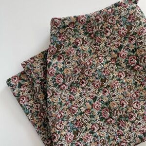 Vintage Style Floral Tapestry Fabric 🌸